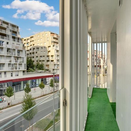 Chic Apart With Parking Near Paris น็องแตร์ ภายนอก รูปภาพ