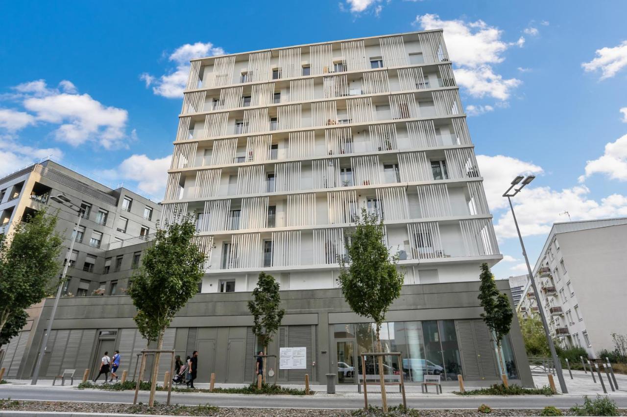 Chic Apart With Parking Near Paris น็องแตร์ ภายนอก รูปภาพ